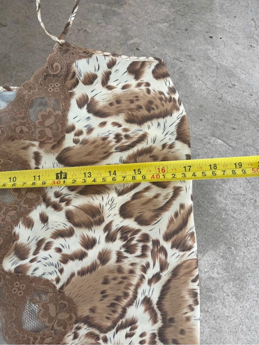 Simon Chang Brown Lace Trim Animal Print Cami - Picture 4 of 5